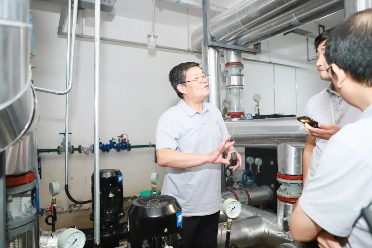 1598584198.jpg 0d7f025641c04d1ee1221cc00210a60.jpg