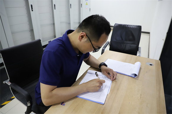 1684738869.jpg 12.jpg