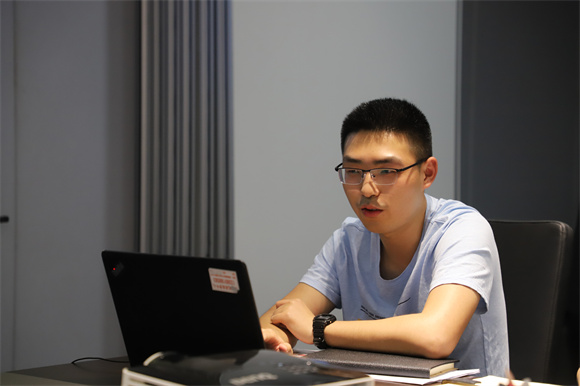 1686307658.jpg 02.jpg